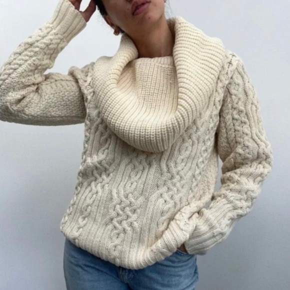 Aran Mor Merino Wool Cable Knit Irish Knot Cowl Sweater, Cream - Picture 6 of 6